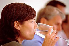 漢斯頓凈水衛(wèi)士告訴你：如何喝上健康水？