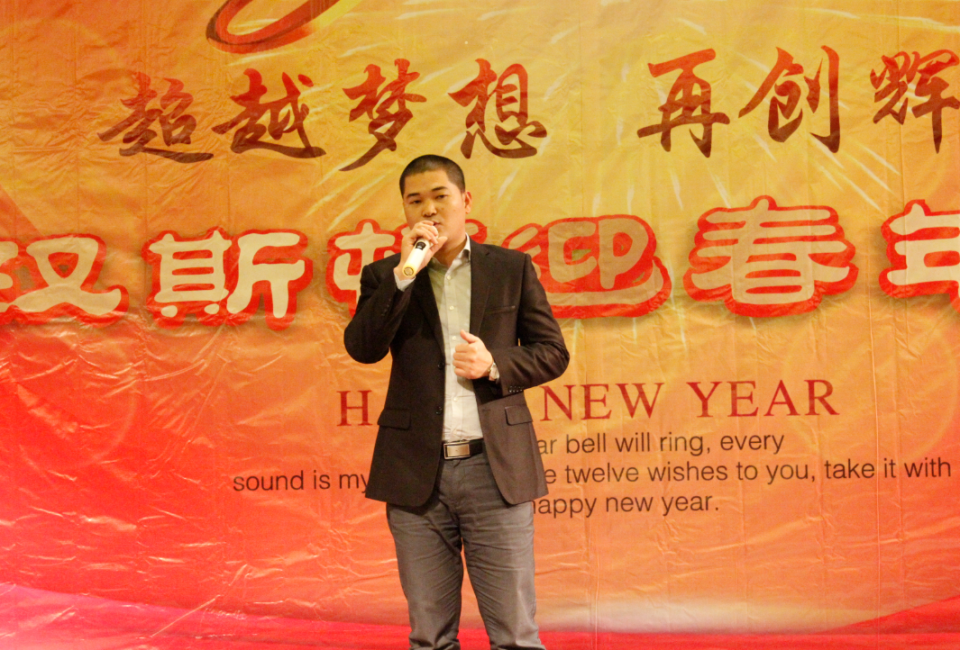 年會上，代理商分享市場經驗