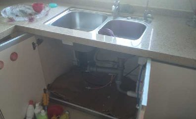 百萬裝修的豪宅，竟被一臺凈水器所毀